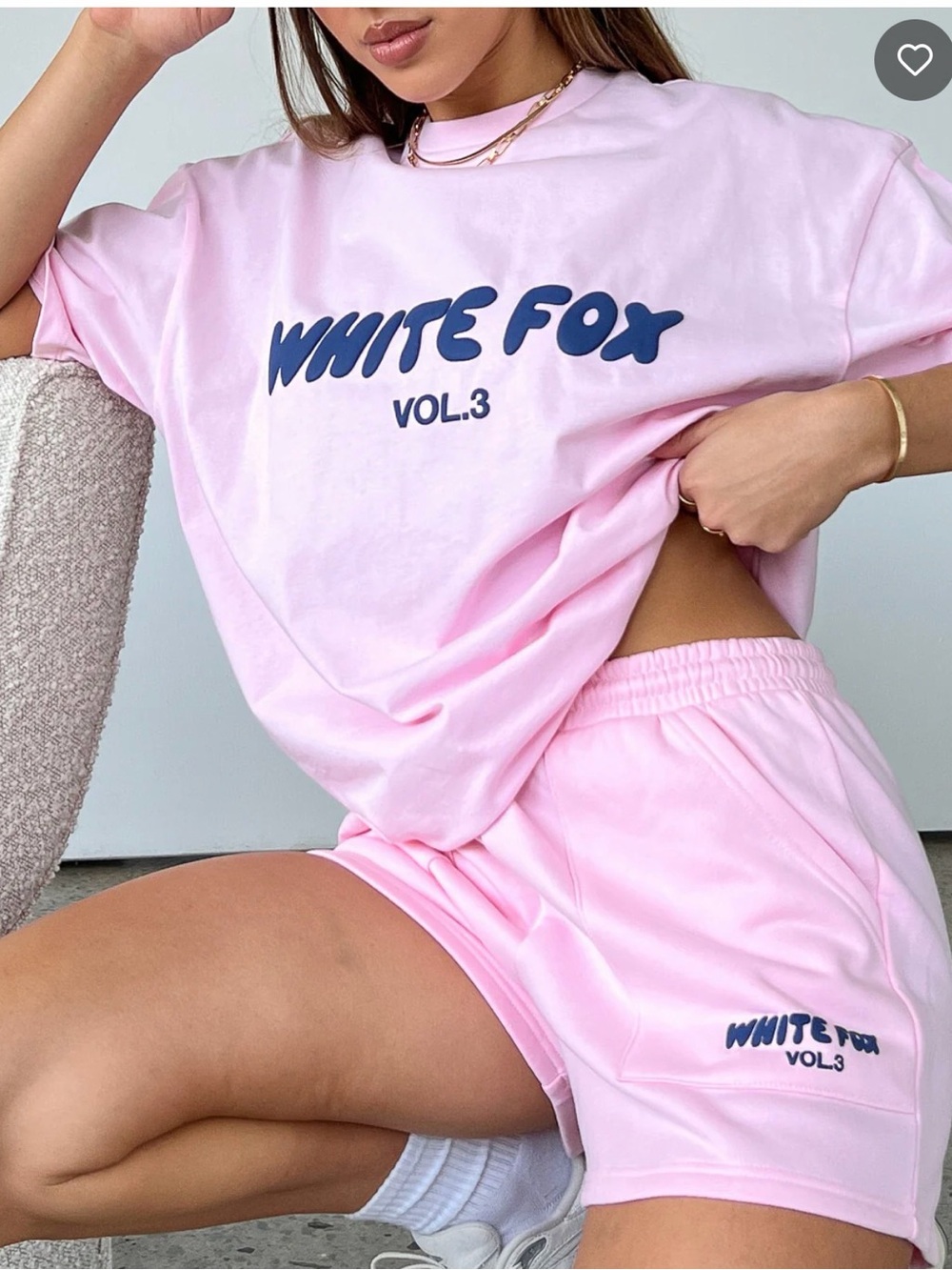 🛫 White Fox Oversized Stage Tee size M/L